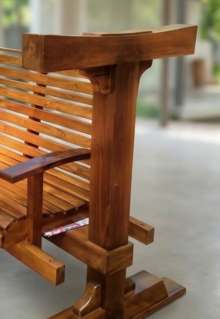 Woodcooper wooden swing detail